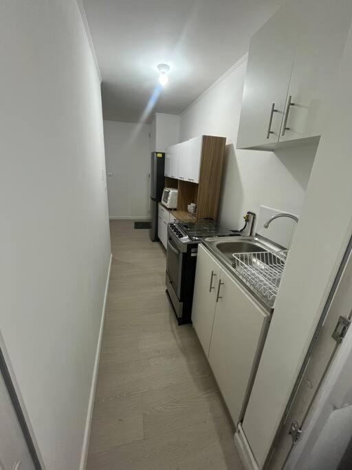 Hermoso Departamento Con 3 Dormitorios Y Estacionamiento *